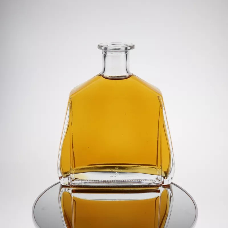 PLATE 700ml